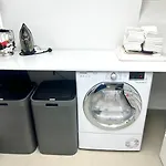 Schäfer, - Exklusive 2-zimmer-wohnung Zum Wohlfühlen 78 Qm Apartment