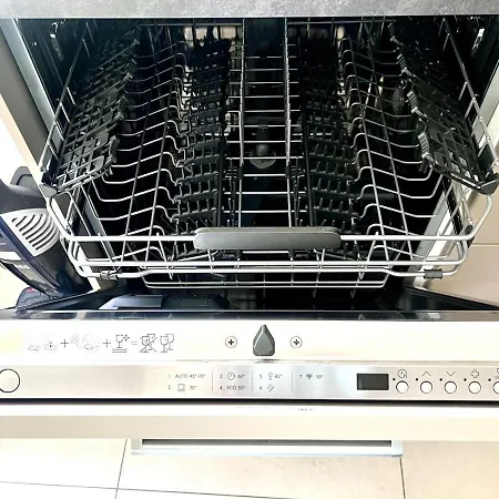 Apartment Schaefer, - Exklusive 2-zimmer-wohnung Zum Wohlfuehlen 78 Qm