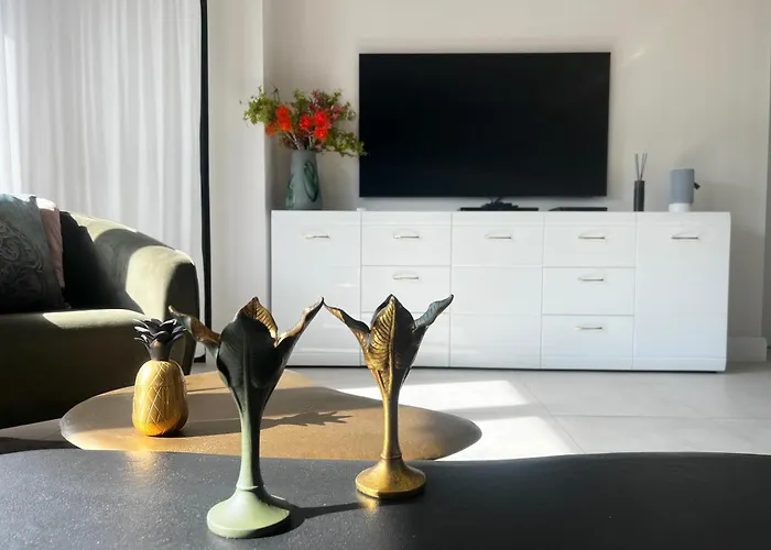 Schaefer, - Exklusive 2-zimmer-wohnung Zum Wohlfuehlen 78 Qm ראטינגן