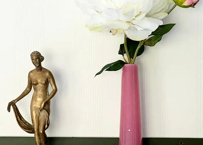 Schaefer, - Exklusive 2-zimmer-wohnung Zum Wohlfuehlen 78 Qm דירה ראטינגן