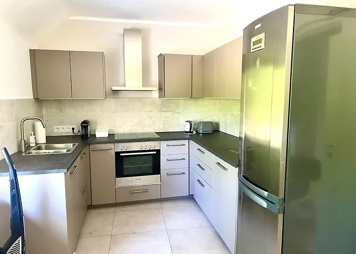 Schaefer, - Exklusive 2-zimmer-wohnung Zum Wohlfuehlen 78 Qm *