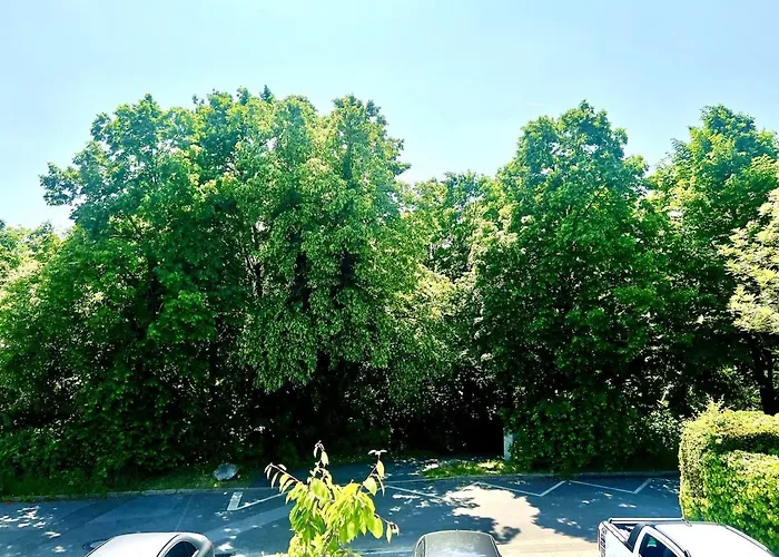 Schaefer, - Exklusive 2-zimmer-wohnung Zum Wohlfuehlen 78 Qm דירה ראטינגן